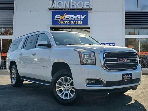 GMC YUKON XL 2017 1GKS2GKC5HR116745 image